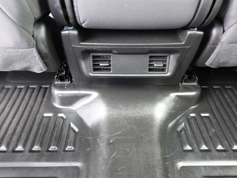 Used 2024 GMC Sierra 2500 Pro AWD/4WD image 40