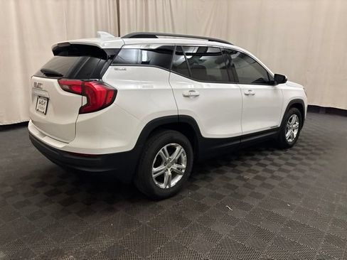 Used 2019 GMC Terrain SLE w/ Driver Convenience Package FWD image 5