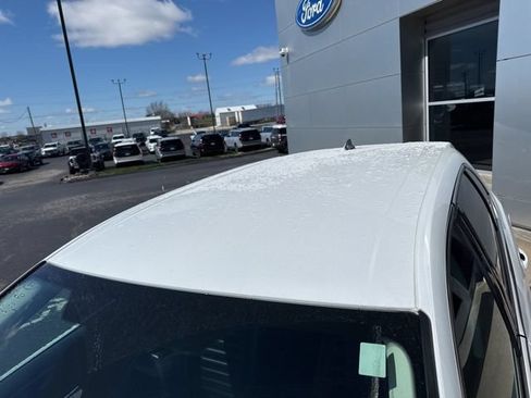 Used 2024 Ford Edge SEL w/ Convenience Package AWD/4WD image 8