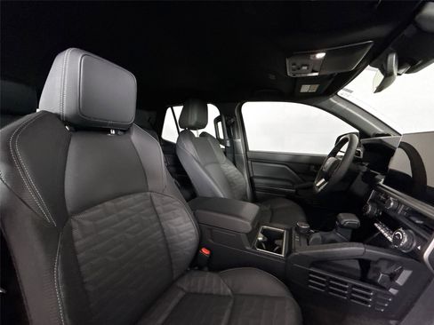 Certified 2025 Toyota 4Runner TRD Off-Road Premium image 43