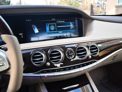 Used 2018 Mercedes-Benz S 560 4MATIC Sedan image 34