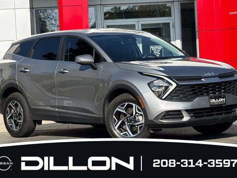 Used 2023 Kia Sportage LX AWD/4WD image 2