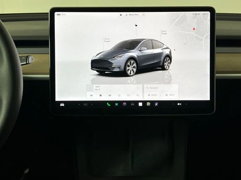 Used 2023 Tesla Model Y Long Range image 24