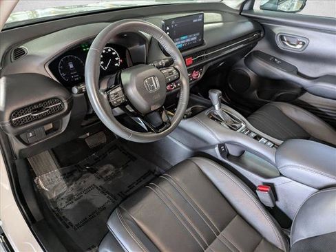 Used 2024 Honda HR-V EX-L image 10