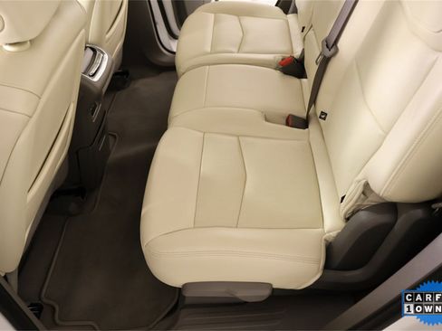 Used 2023 Cadillac XT6 Premium Luxury w/ Technology Package image 13