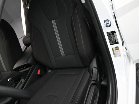Certified 2026 Hyundai Elantra SE FWD image 14