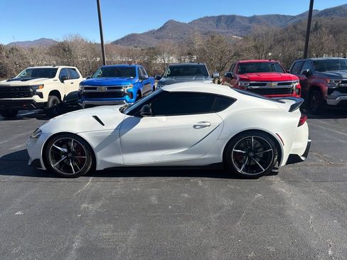 Used 2021 Toyota Supra Premium w/ Driver Assist Package image 8