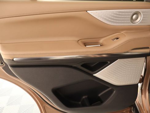 New 2026 Lincoln Navigator Black Label AWD/4WD image 19