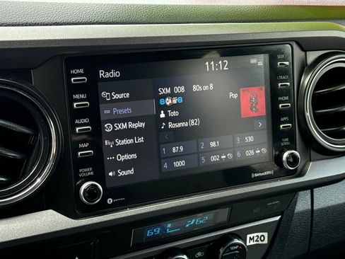 Used 2021 Toyota Tacoma TRD Sport w/ Technology Package image 17