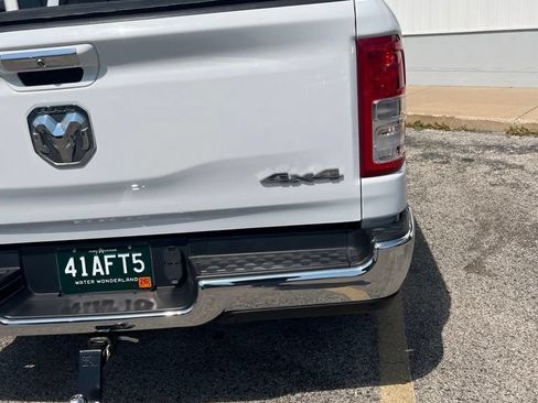 Used 2019 RAM 1500 Big Horn AWD/4WD image 14
