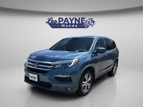 Used 2017 Honda Pilot EX image 3