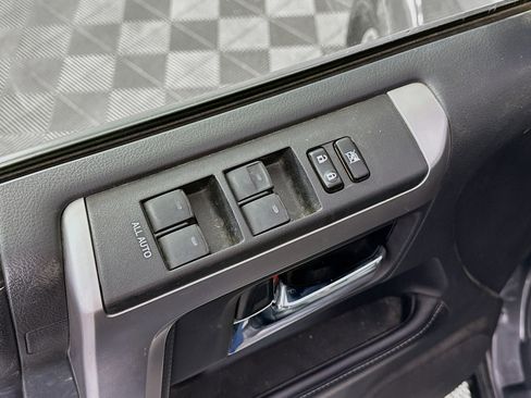 Used 2019 Toyota 4Runner SR5 image 35