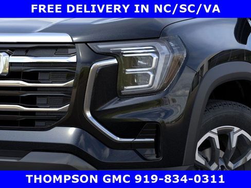 New 2026 GMC Terrain Elevation w/ Elevation Premium Package image 10
