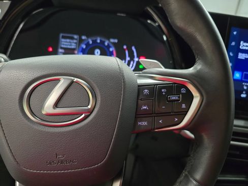 Used 2024 Lexus RX 350 FWD w/ Technology Package image 19