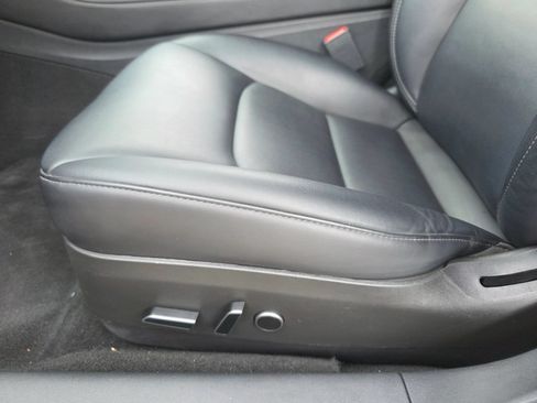 Used 2023 Tesla Model 3 Standard Range RWD image 25