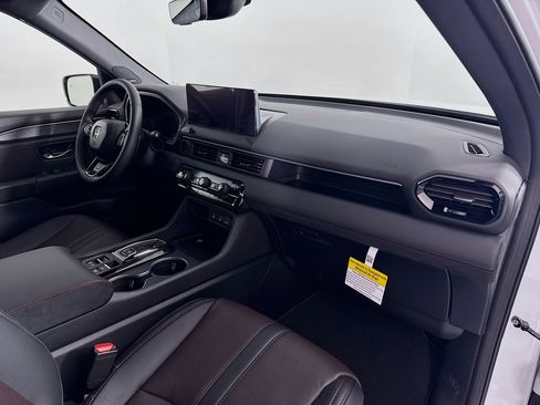 New 2026 Honda Pilot Black Edition image 32