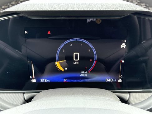 Used 2025 Chevrolet TrailBlazer LT w/ Convenience Package image 11