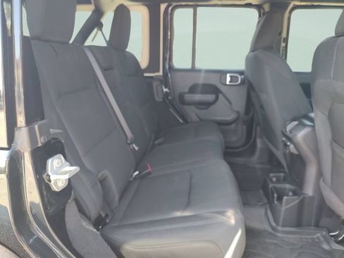 Used 2023 Jeep Wrangler Unlimited Sport AWD/4WD image 30