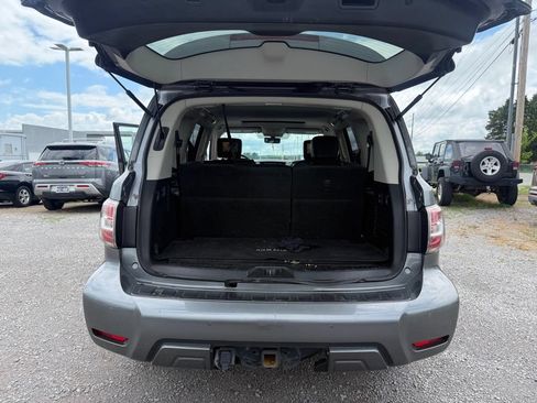 Used 2019 Nissan Armada Platinum w/ Captain's Chairs Package RWD image 11