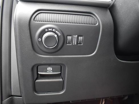 New 2026 Jeep Grand Wagoneer Limited AWD/4WD image 16