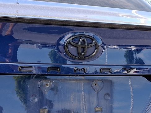 Used 2024 Toyota Camry SE w/ Convenience Package FWD image 11