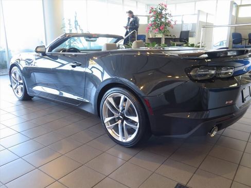Used 2024 Chevrolet Camaro LT image 3