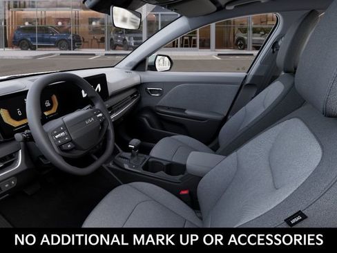 New 2026 Kia K4 LXS image 17