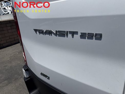 Used 2023 Ford Transit 250 Medium Roof AWD w/ Load Area Protection Package image 8