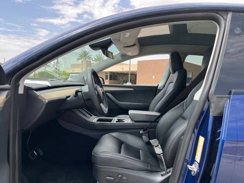 Used 2023 Tesla Model Y Long Range AWD/4WD image 8