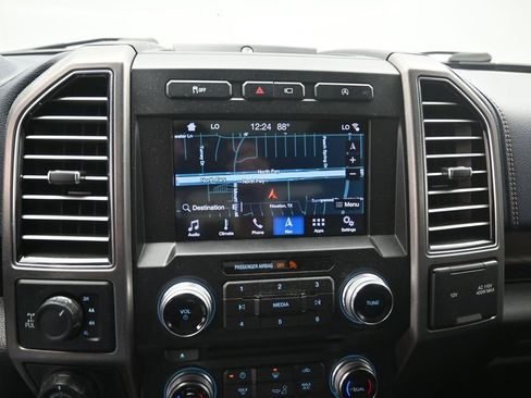 Used 2018 Ford F150 Limited w/ Trailer Tow Package AWD/4WD image 4