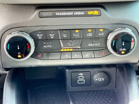 Used 2024 Ford Bronco Sport Outer Banks w/ Tech Package AWD/4WD image 15