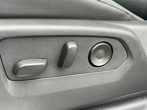 New 2026 GMC Sierra 1500 SLT w/ SLT Premium Plus Package image 12