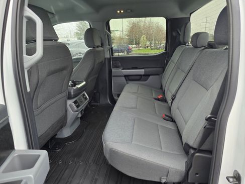 Used 2025 Ford F150 Lightning XLT image 17