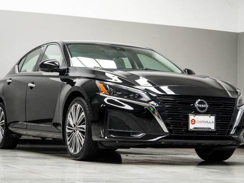 Used 2023 Nissan Altima 2.5 SL AWD/4WD image 4