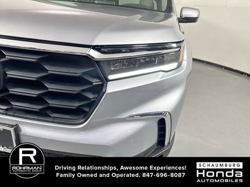 Used 2025 Honda Pilot EX-L image 30