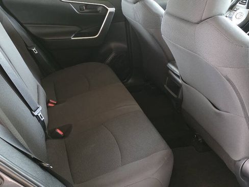 Used 2020 Toyota RAV4 LE w/ Carpet Mat Package FWD image 11