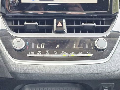 Used 2024 Toyota Corolla LE FWD image 24
