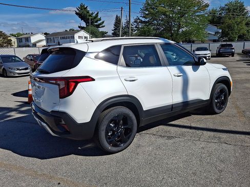 New 2026 Kia Seltos EX w/ EX Sunroof Package image 8