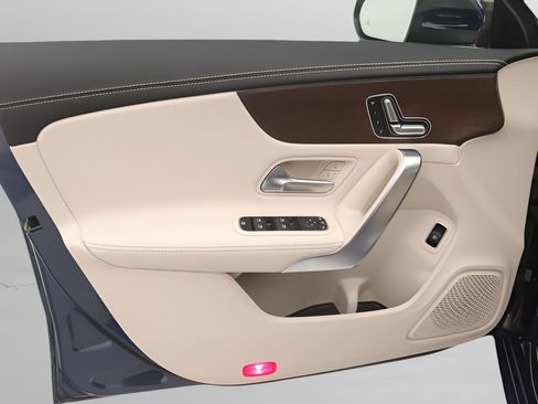 Certified 2023 Mercedes-Benz CLA 250 image 17