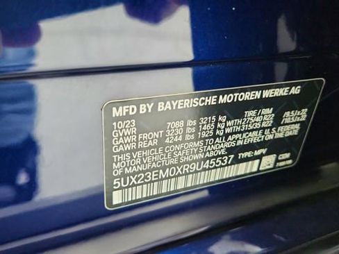 Used 2024 BMW X7 xDrive40i w/ Executive Package image 65