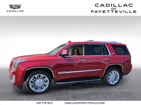Used 2015 Cadillac Escalade Platinum AWD/4WD image 1