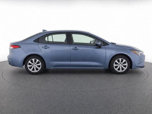 Certified 2021 Toyota Corolla LE FWD image 2
