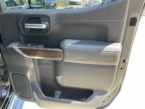Used 2019 GMC Sierra 1500 SLT w/ SLT Premium Plus Package AWD/4WD image 14