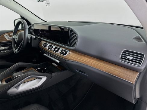 Certified 2025 Mercedes-Benz GLE 350 4MATIC image 32