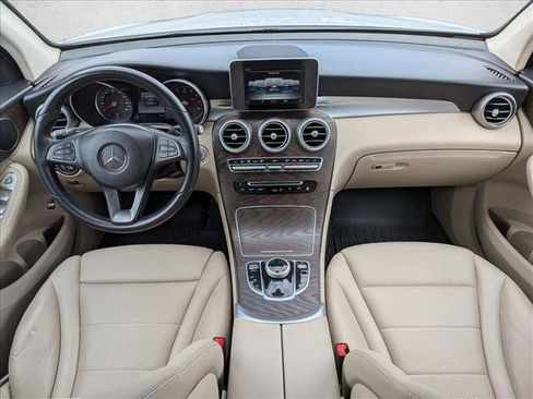 Used 2018 Mercedes-Benz GLC 300 image 18