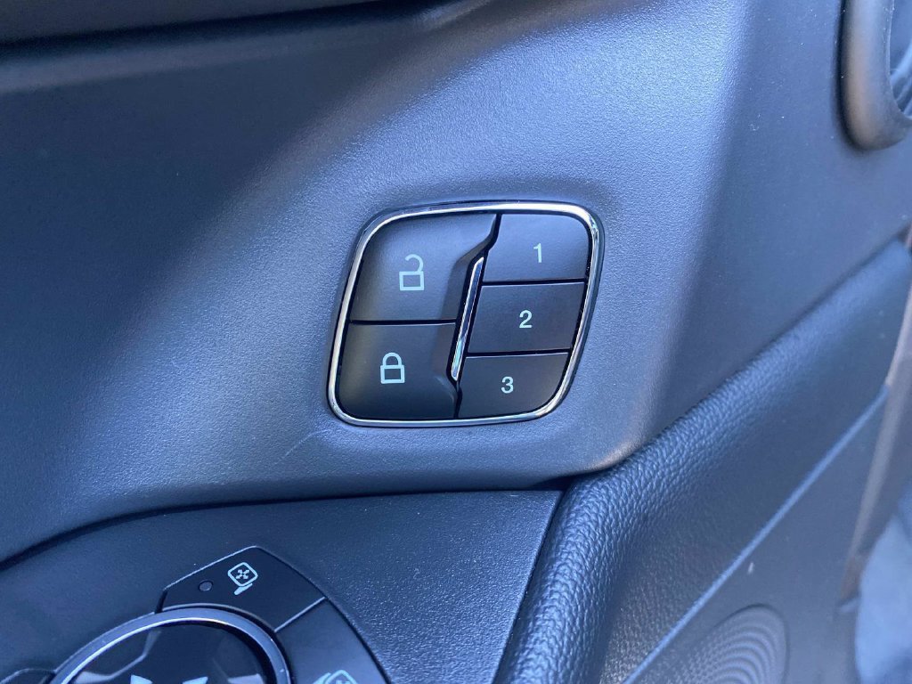Certified 2023 Ford Expedition Max Limited RWD image 20