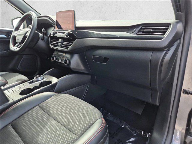 Used 2025 Ford Escape ST-Line AWD/4WD image 22