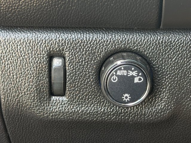 Used 2018 Chevrolet Colorado LT RWD image 21