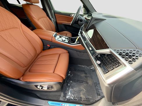 New 2026 BMW X5 M60i AWD/4WD image 15