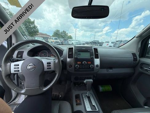 Used 2019 Nissan Frontier SL RWD image 11